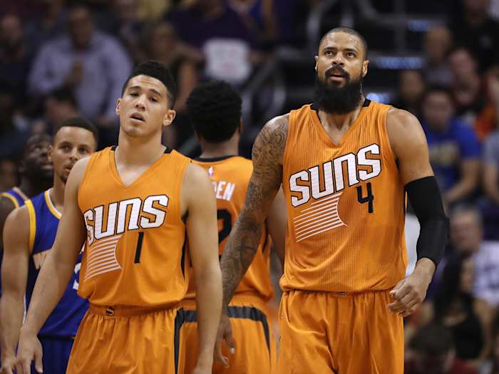 devin_booker_tyson_chandler_.jpg